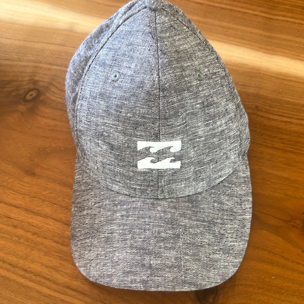 Billabong adjustable hat